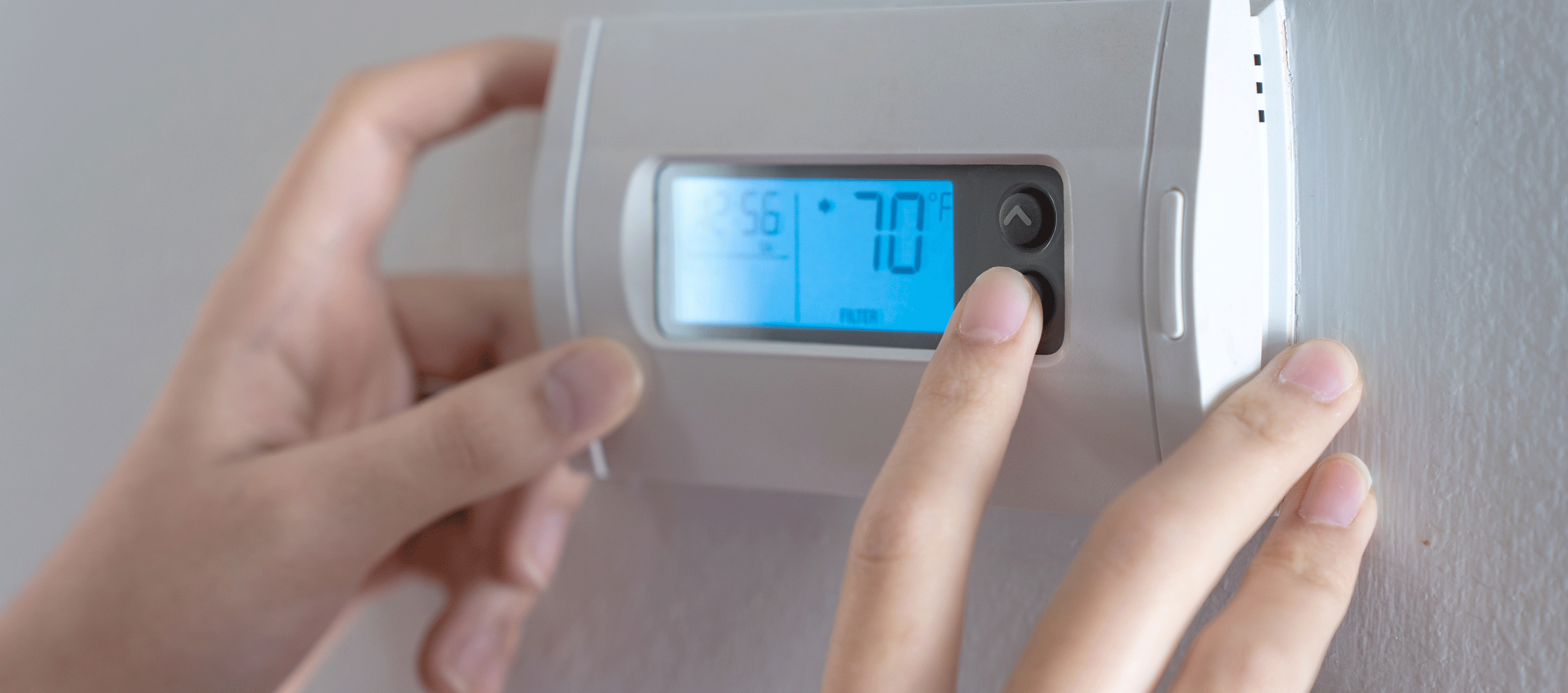 thermostat set at 70 degrees
