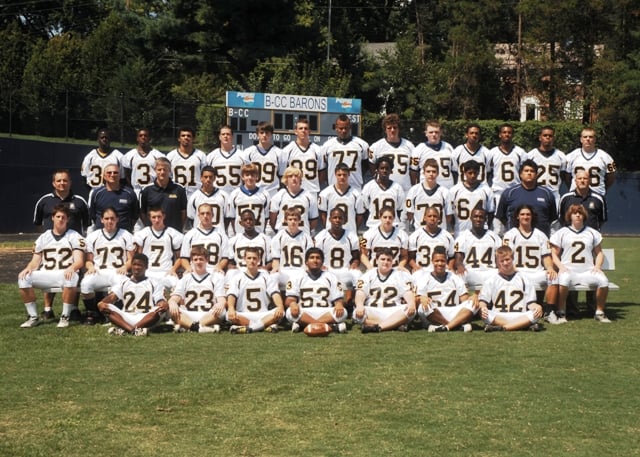 Football Varsity 2010 Team pix