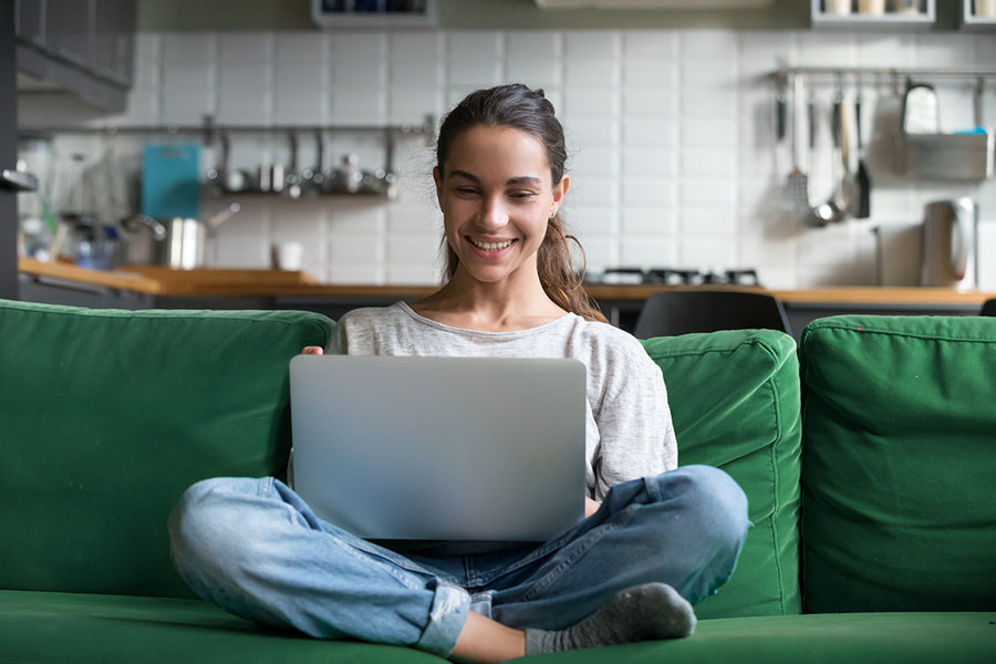 girl at laptop